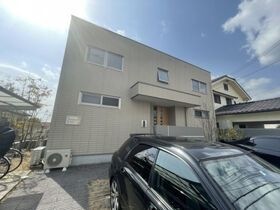 ホワイトホークの外観