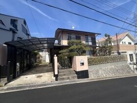 宝塚市逆瀬台5丁目の外観