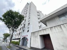 マリーズコートの外観