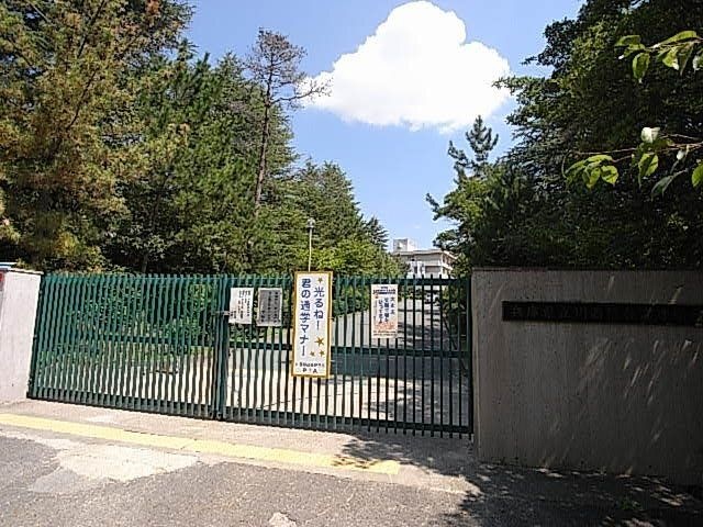 兵庫県立川西緑台高等学校
