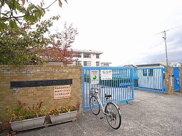 川西市立清和台中学校