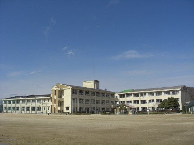 川西市立北陵小学校