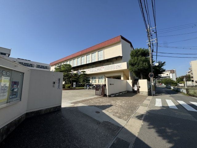 伊丹市立天神川小学校
