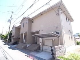 ラ・シェリーゼの外観