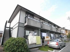東ハイツ宝塚の外観