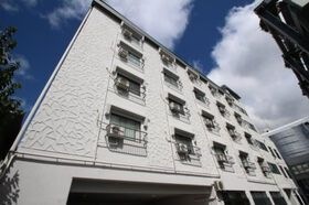 ふか喜マンションの外観