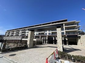 ヴェレーナシティ夙川パークナードの外観