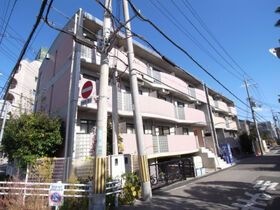 メゾンジュリアナモンドの外観