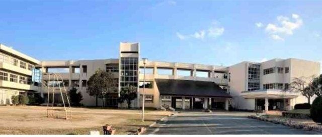 猪名川町立清陵中学校