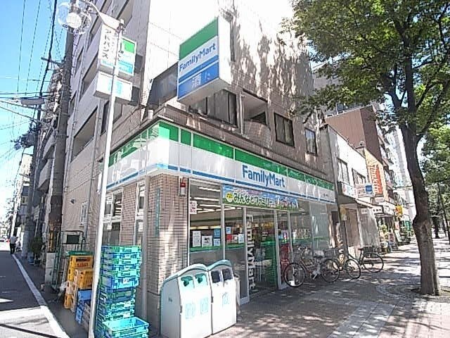 ファミリーマート 西宮戸田町店