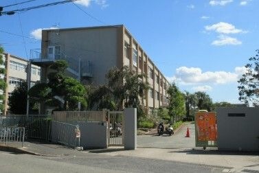 池田市立緑丘小学校