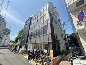 フラット伊丹の外観