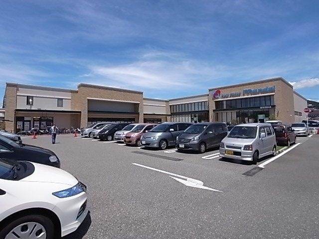 万代 南花屋敷店