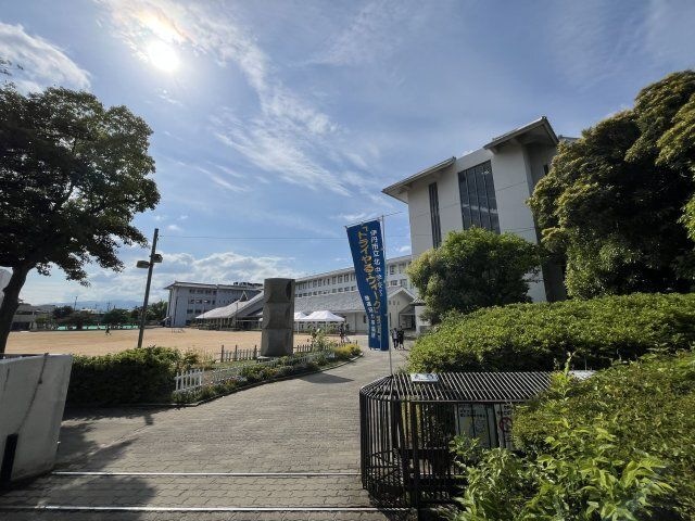 伊丹市立伊丹小学校