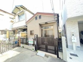 宝塚市亀井町の外観