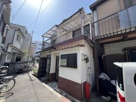 宝塚市中野町の外観