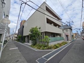 シャーメゾンAーZの外観
