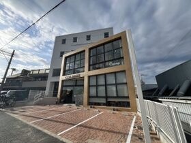 YOSHIMOTOビルの外観