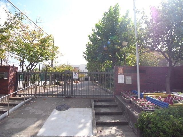 芦屋市立潮見中学校