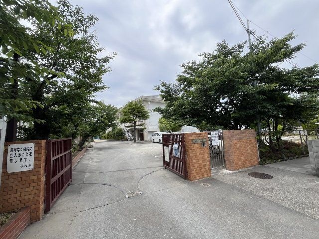 伊丹市立西中学校