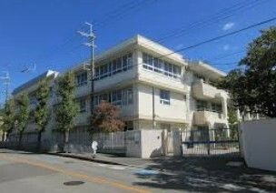 池田市立秦野小学校