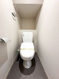 明るい色調の室内です