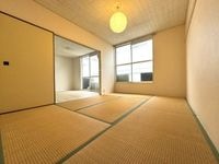 日本らしい落ち着いた雰囲気の和室です