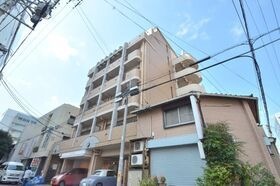 アミティヤスダの外観