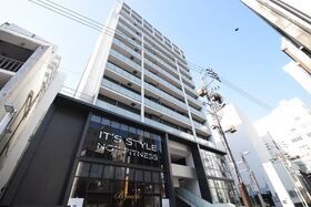 シエルブルー栄の外観