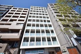 ルーエ本山の外観