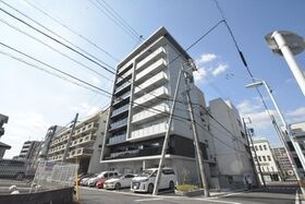 アーデルドルフ東山の外観