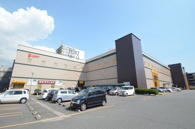 アマノドラッグアピタ港店