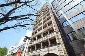 プレサンス名古屋駅前アクシスの外観