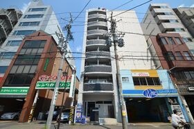 リアライズ錦(旧:Progress錦)の外観