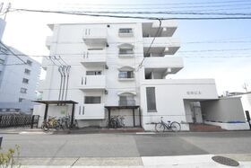 名栄ビルの外観