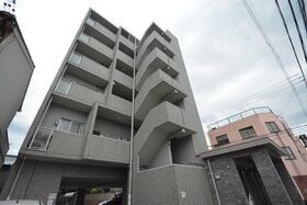 ティンガーラ石川橋の外観