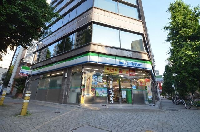 ファミリーマート丸の内七間町通店