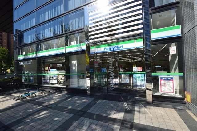 ファミリーマート丸の内駅北店