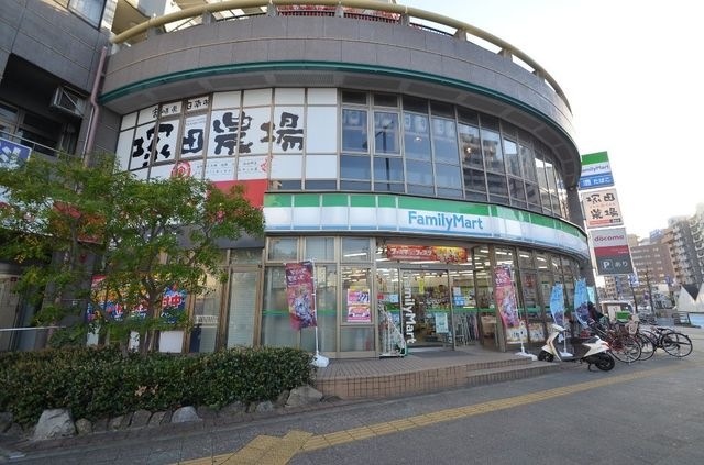 ファミリーマート東大曽根町店