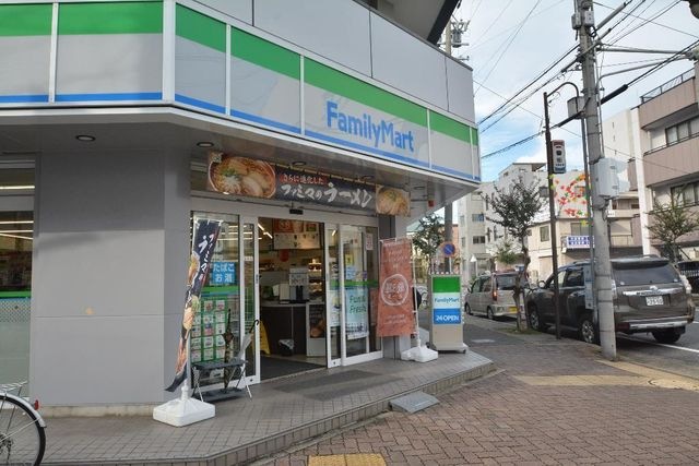 ファミリーマート谷口大曽根北店