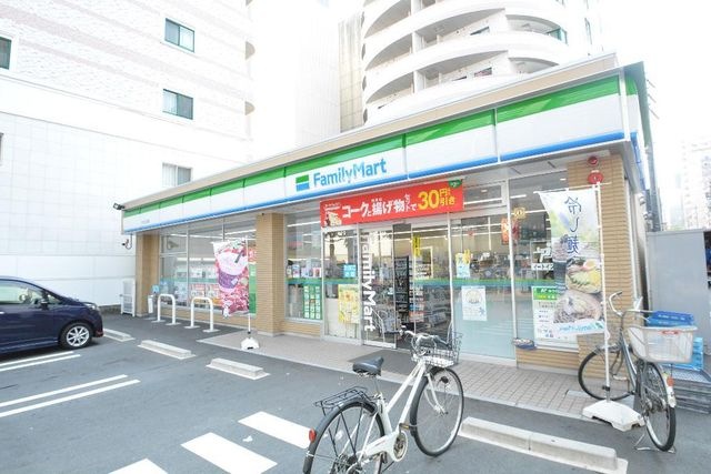 ファミリーマートたちばな店