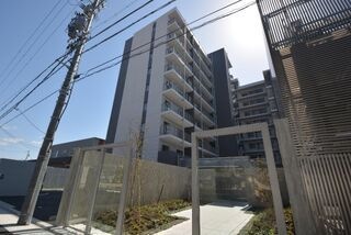 写真:ベルヴュコート名古屋則武の外観
