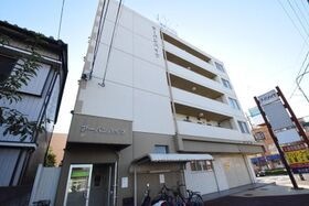 アーバンハイツの外観