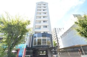 ライトクロト名港の外観