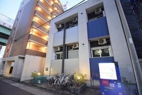 リブラ金山の外観