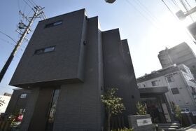 SOL(ソル)の外観
