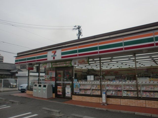 写真:セブンイレブン名古屋東起町4丁目店