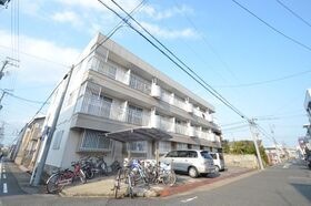 リエス尾頭橋の外観