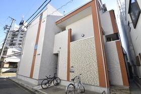 stage笹島の外観