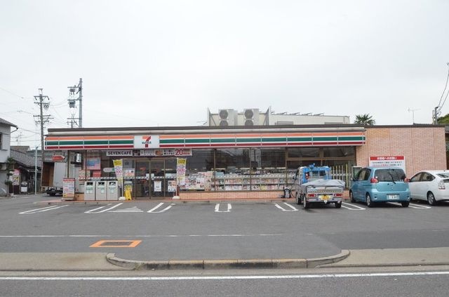写真：セブンイレブン名古屋牛田通店